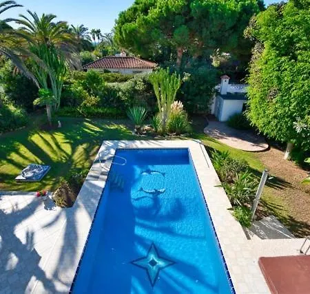 Homestay Bora Bora Marbella