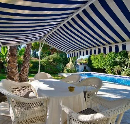 Homestay Bora Bora *